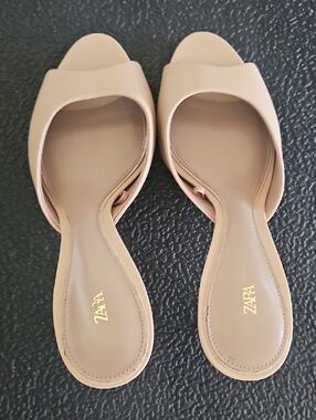 NEW Open-Toe Slide Mules